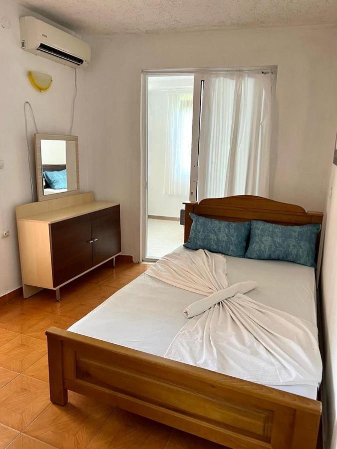 Apartments Vila Fata ウルツィニ エクステリア 写真