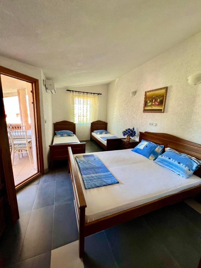 Apartments Vila Fata ウルツィニ エクステリア 写真