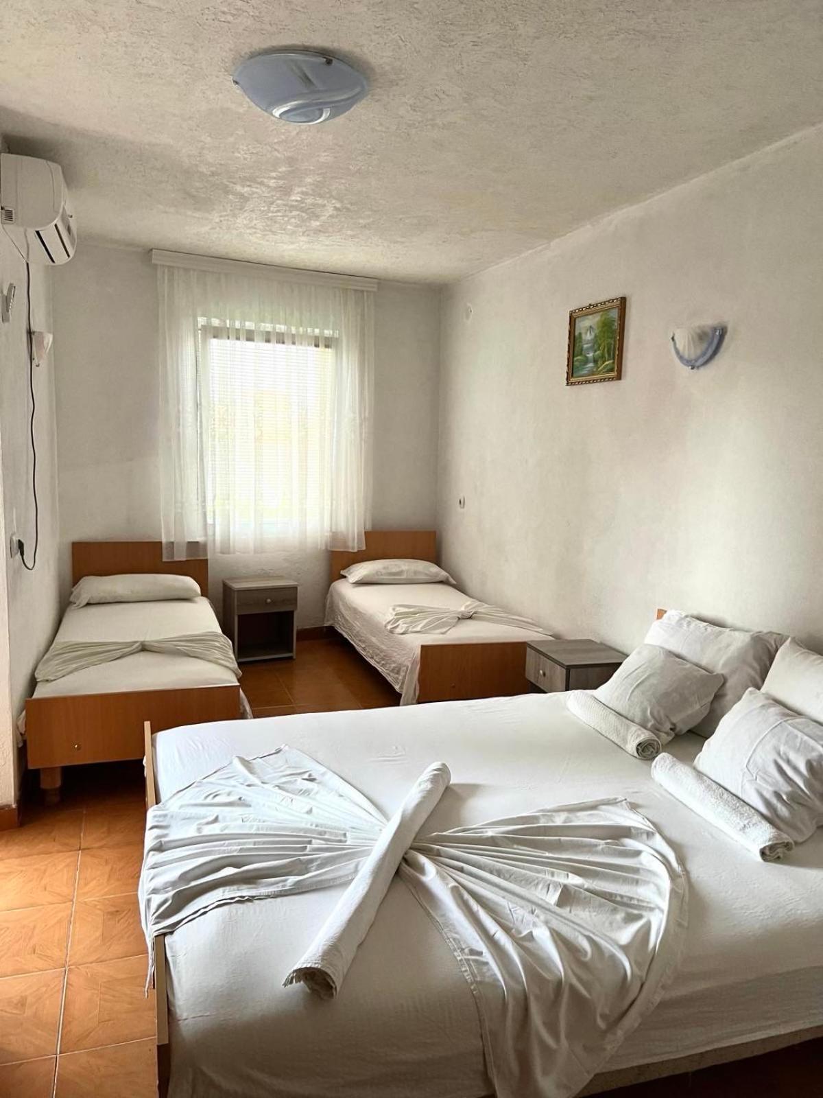 Apartments Vila Fata ウルツィニ エクステリア 写真
