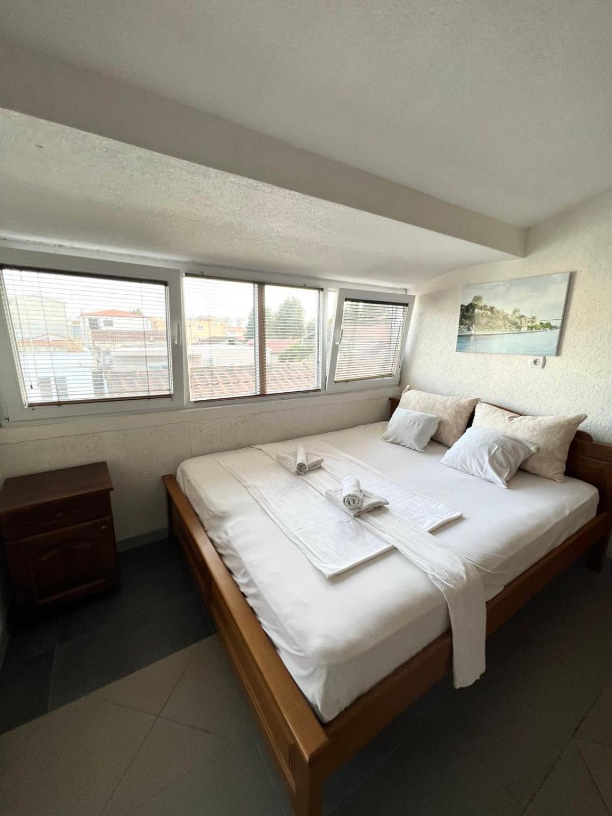 Apartments Vila Fata ウルツィニ エクステリア 写真